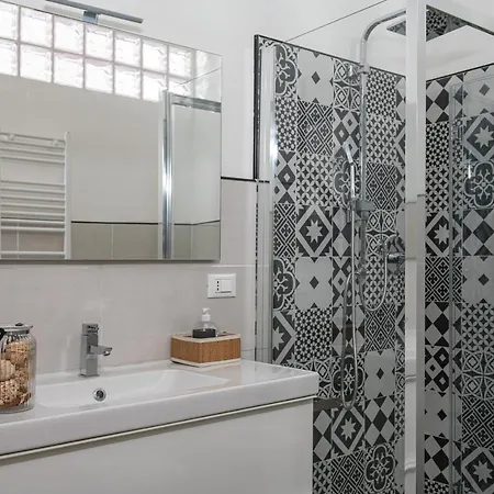 La Corte - O Con Posto Auto Privato *