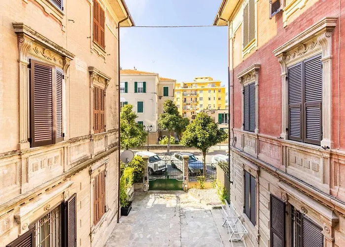 La Corte - O Con Posto Auto Privato * Albenga