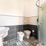 La Corte - O Con Posto Auto Privato Albenga