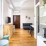 La Corte - O Con Posto Auto Privato Αλμπένγκα