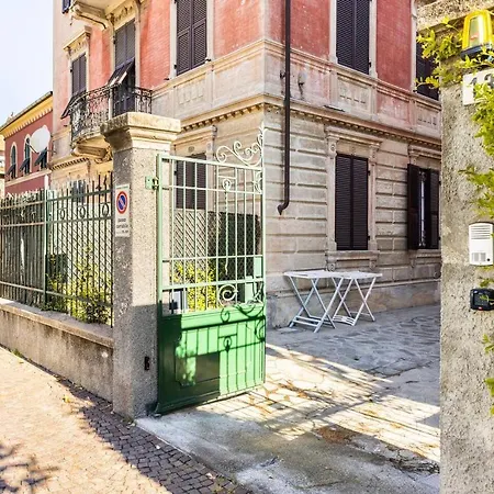 Apartment La Corte - O Con Posto Auto Privato