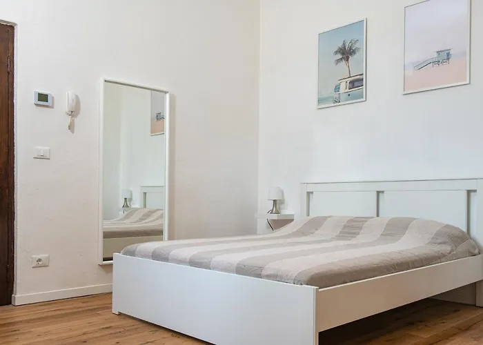 La Corte - O Con Posto Auto Privato Apartament Albenga