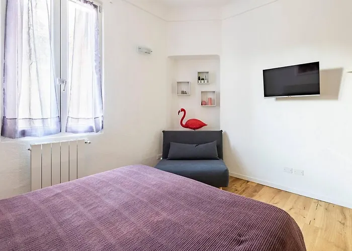 Apartament La Corte - O Con Posto Auto Privato Albenga